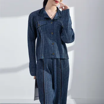 Miyake plisată top coat pentru femei 2022 primăvară noua moda tricou vrac direct largi picior pantaloni imitație denim set de două piese Imagine 2