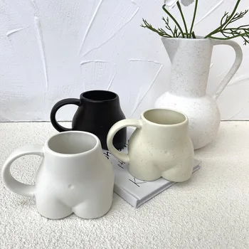 ZK30 Ceramica Noutate Cani Cana Femeie Corpului Fundul Fundul Formei de Cafea cu Lapte Cana Sculptura Cupa Masa Acasă Decorare Accesorii Imagine 2