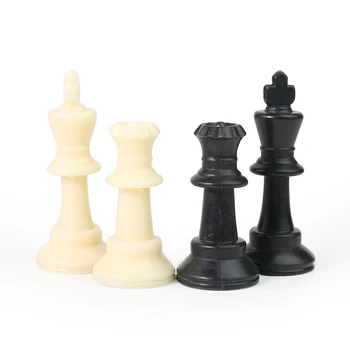 32pcs Plastic Internațional de Șah Bucata Set Joc de Șah Complet de piese de Șah Concurs de Interacțiune Părinte-Copil Puzzle Jucărie Cadou Imagine 2